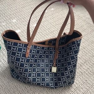 Tommy Hilfiger Purse